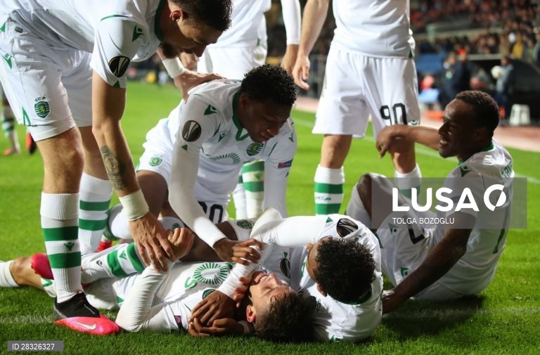 Sporting perde na Turquia por 4 - 1 e é eliminada da Liga Europa.