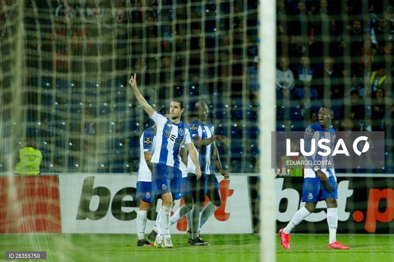 Futebol: Santa Clara vs FC Porto nos Açores