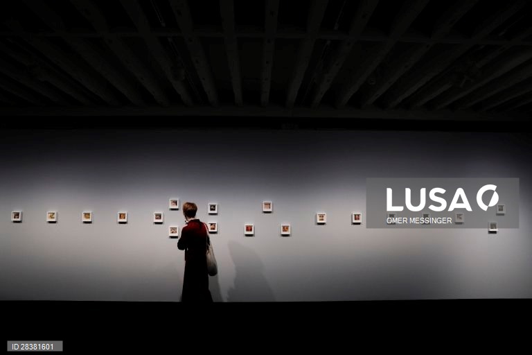 Exibição 'Linda McCartney-The Polaroid Diaries' na galeria C/O em Berlim