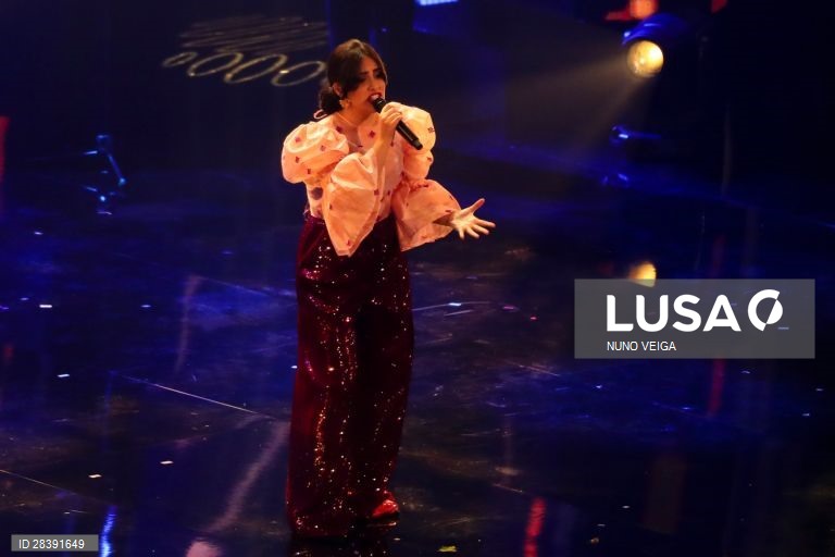 A canção "Medo de Sentir”, interpretada por Elisa, foi a vencedora da final do Festival da Canção 2020, gala disputada no Coliseu Rondão Almeida em Elvas, 07 de março de 2020. NUNO VEIGA/LUSA