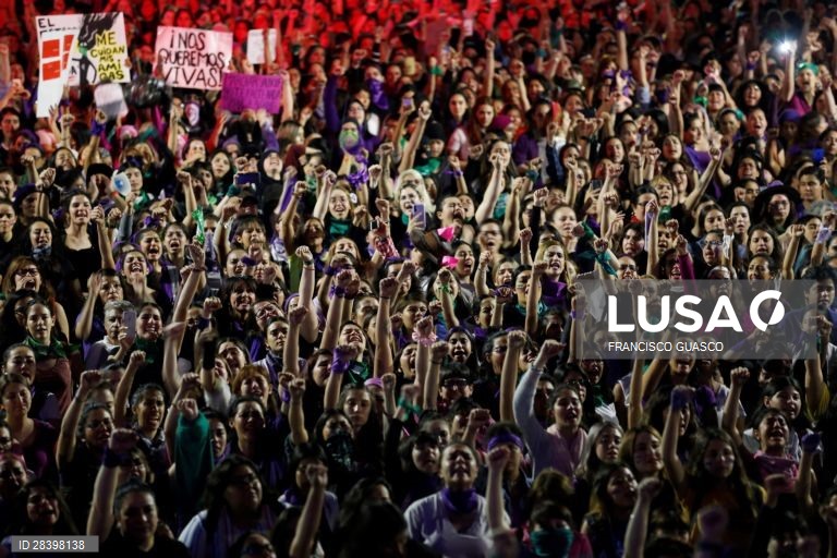 Marcha do Dia Internacional da Mulher na Cidade do México 