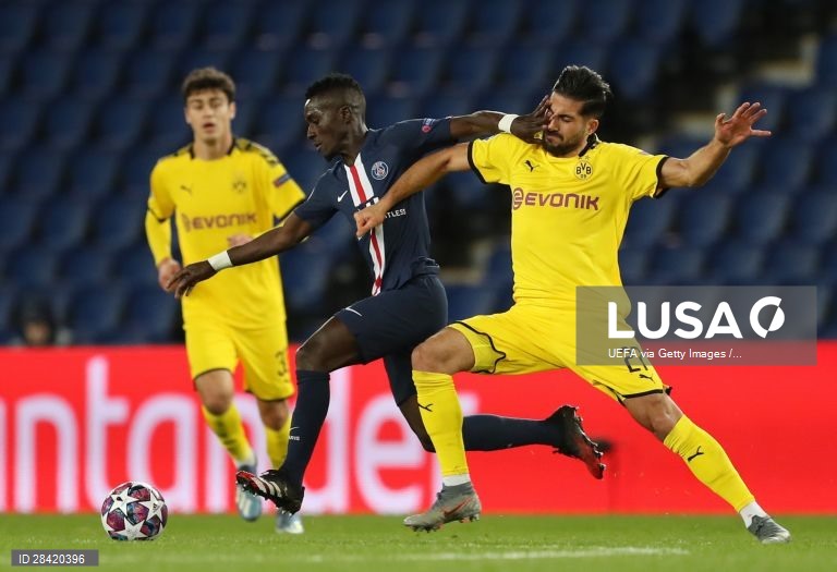 Nos oitavos-de-final da Liga dos Campeões, o Paris Saint-Germain recebeu, à porta fechada, e venceu o Borussia Dortmund por 2-0,