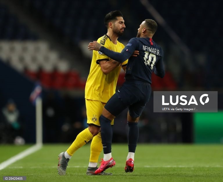 Nos oitavos-de-final da Liga dos Campeões, o Paris Saint-Germain recebeu, à porta fechada, e venceu o Borussia Dortmund por 2-0,
