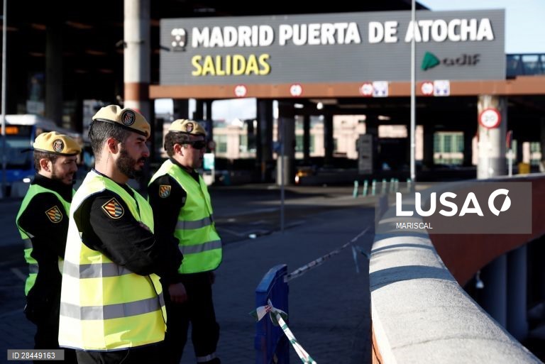 Início da semana em Madrid sob o medo do Covid-19