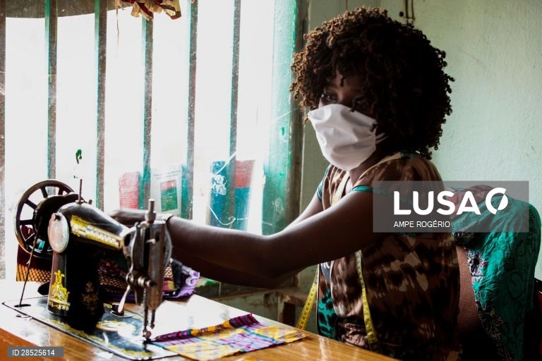 Covid-19: Musseque de Catinton em Luanda