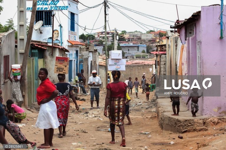 Covid-19: Musseque de Catinton em Luanda
