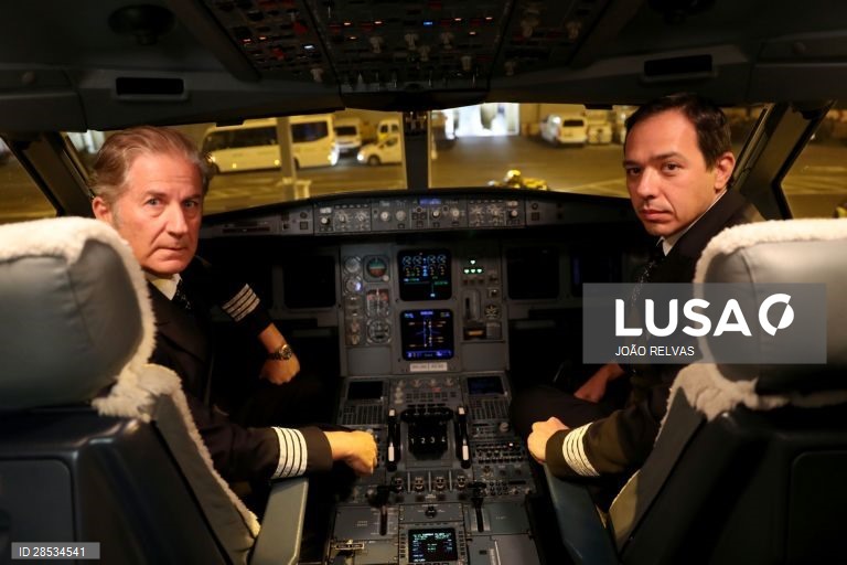 Covid-19: Chegada do avião Airbus A340 da Hi Fly da China