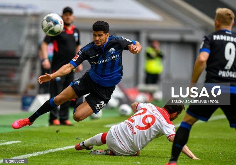 Futebol: Liga alemã - Fortuna Dusseldorf vs Paderborn (0-0)