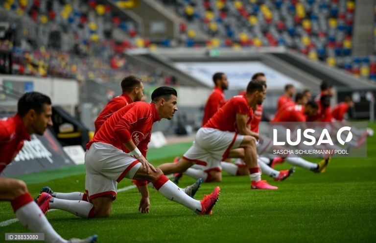 Futebol: Liga alemã - Fortuna Dusseldorf vs Paderborn (0-0)