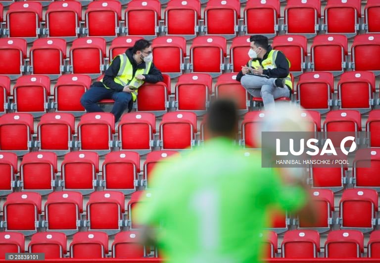 Futebol: Liga alemã - Union Berlim vs Bayern Munique (0-2)