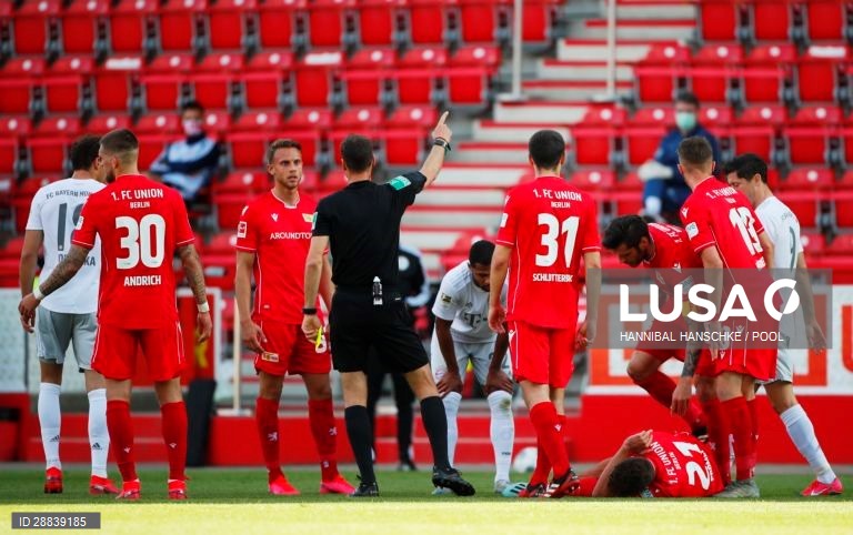 Futebol: Liga alemã - Union Berlim vs Bayern Munique (0-2)