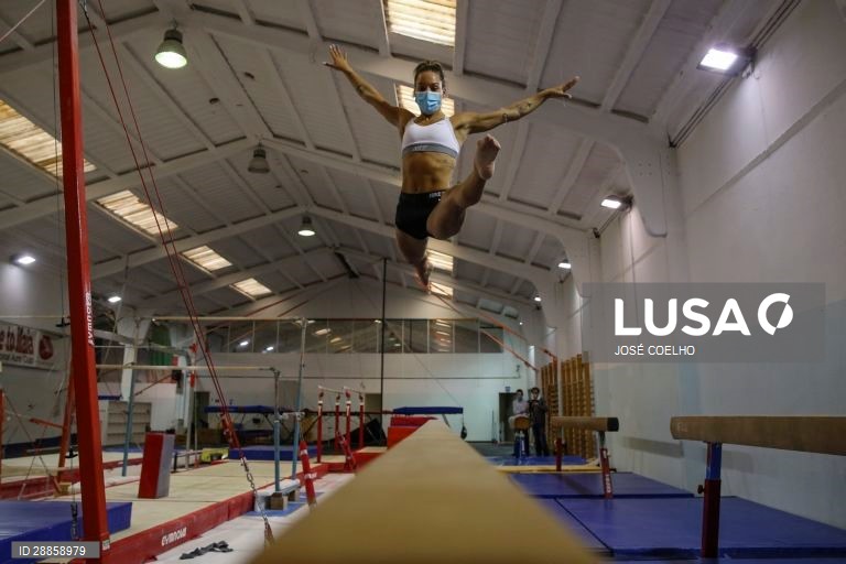 O regresso aos treinos da ginasta olímpica Filipa Martins, a única portuguesa qualificada para Tóquio2020.