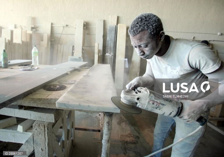 Mundo Colorido: 50 tonalidades de Cinza