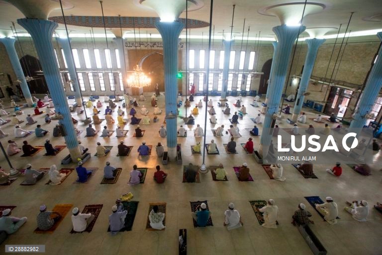 Celebrações do Eid al-Fitr no Bangladesh