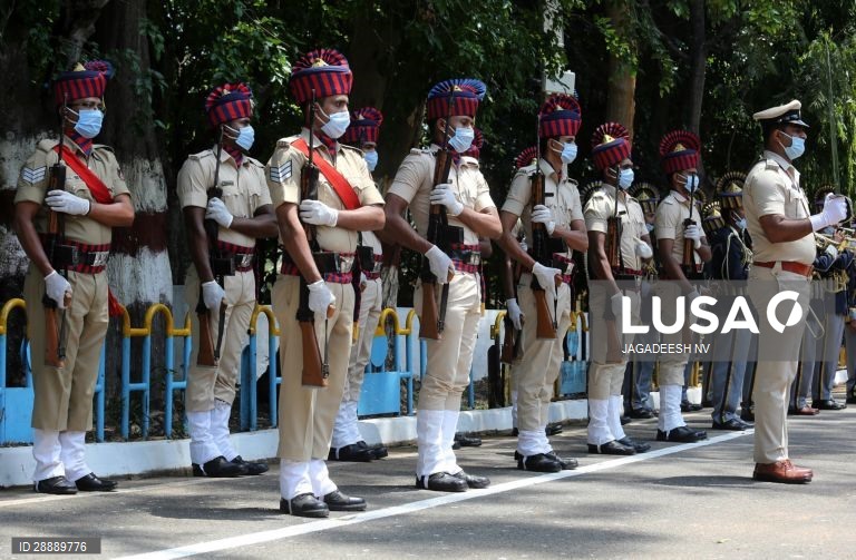Índia: Cães polícia em Bangalore