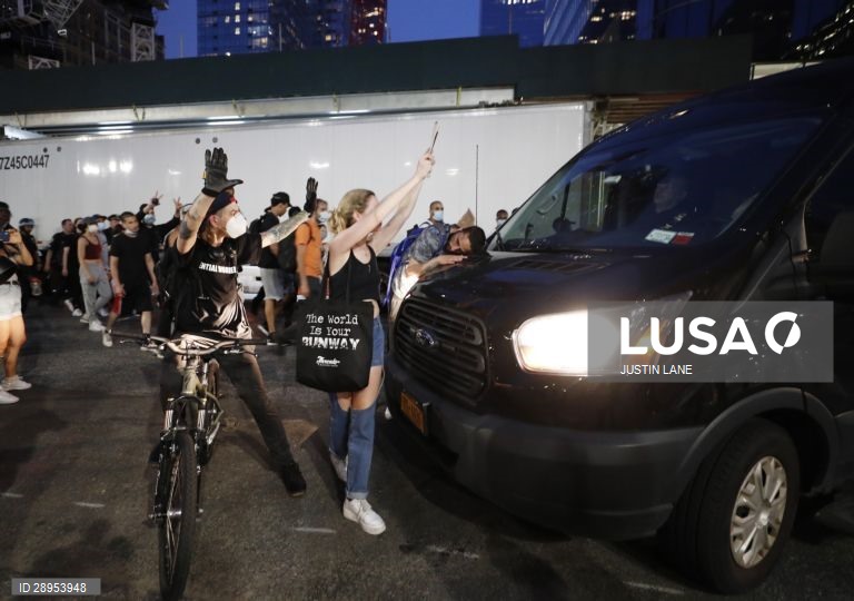 Protesto em Nova Iorque na sequência da morte de George Floyd