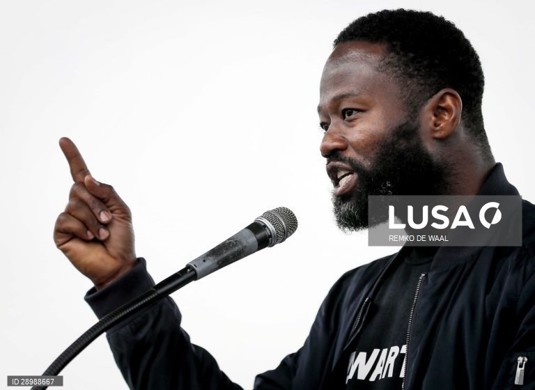 Manifestação anti-racismo em Amsterdão