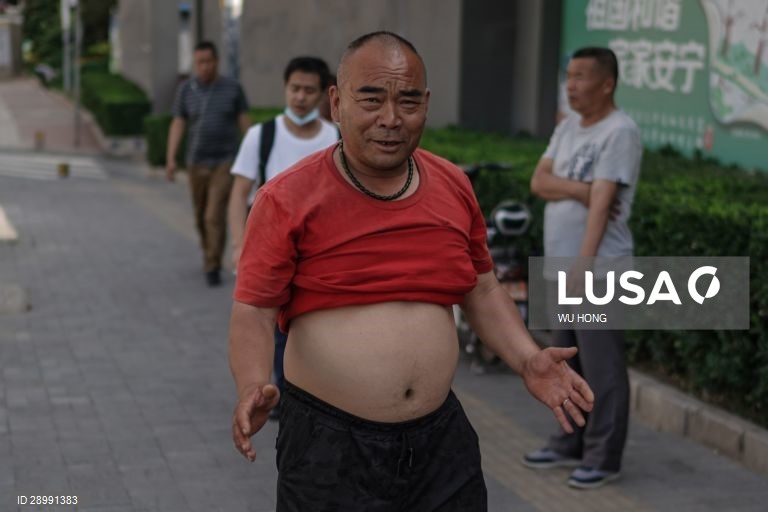 A moda "Beijing bikini" durante o Verão, em Pequim