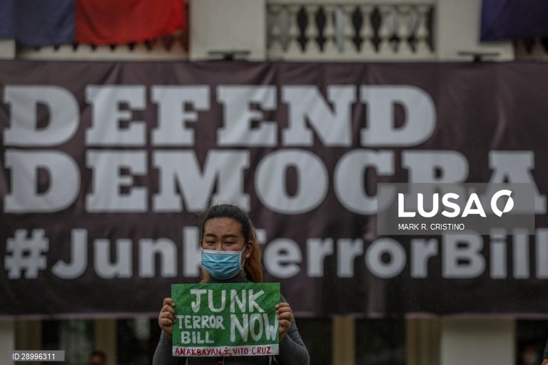 Filipinas: Protestos contra a Lei Anti-Terrorismo