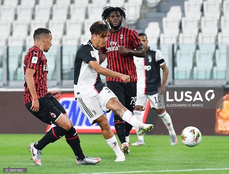 Futebol: Taça de Itália, meias-finais, 2.ª mão entre Juventus vs AC Milan