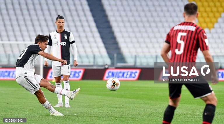 Futebol: Taça de Itália, meias-finais, 2.ª mão entre Juventus vs AC Milan