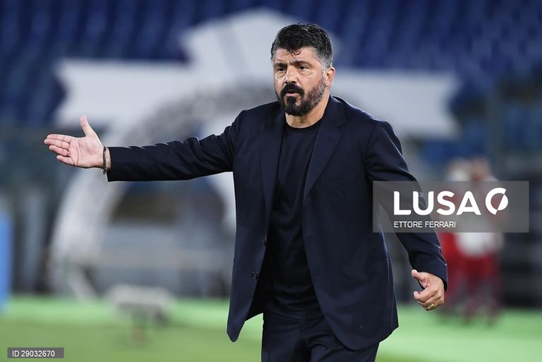 Futebol: Nápoles conquista a Taça de Itália ao vencer a Juventus por 4-2, por penáltis em Roma