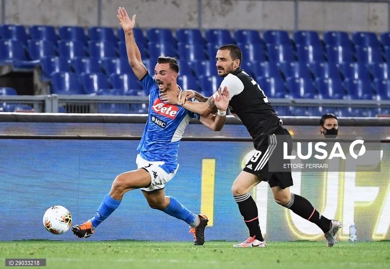 Futebol: Nápoles conquista a Taça de Itália ao vencer a Juventus por 4-2, por penáltis em Roma