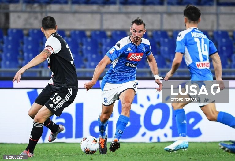 Futebol: Nápoles conquista a Taça de Itália ao vencer a Juventus por 4-2, por penáltis em Roma