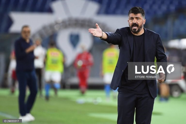 Futebol: Nápoles conquista a Taça de Itália ao vencer a Juventus por 4-2, por penáltis em Roma