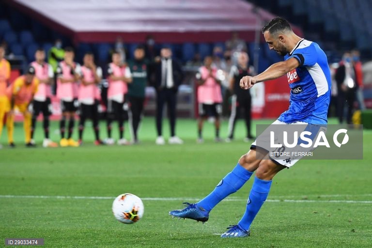Futebol: Nápoles conquista a Taça de Itália ao vencer a Juventus por 4-2, por penáltis em Roma