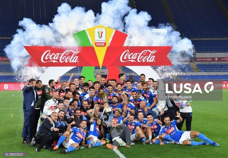 Futebol: Nápoles conquista a Taça de Itália ao vencer a Juventus por 4-2, por penáltis em Roma