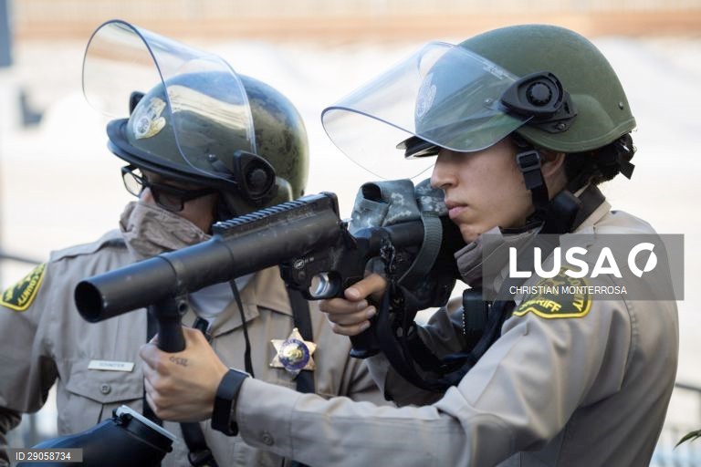 Protestos pela morte de Andres Guardado na Califórnia