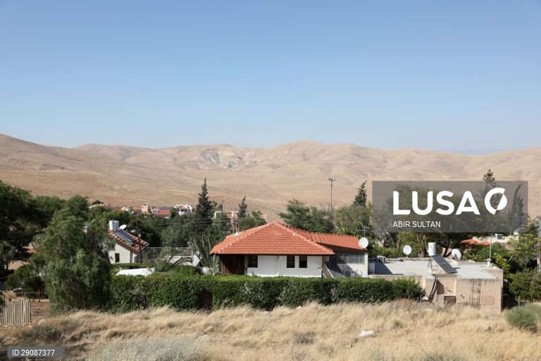 Israel pretende anexar colonatos como parte do plano de paz apoiado pelos EUA