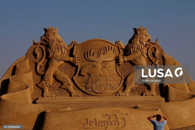 Letónia: Festival de Esculturas de Areia em Jelgava