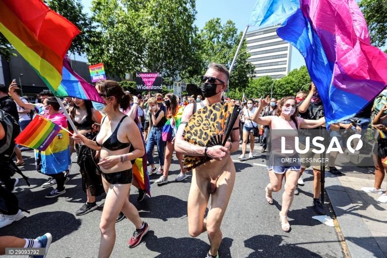 Manifestação "Orgulho de Berlim" em Berlim, Alemanha.