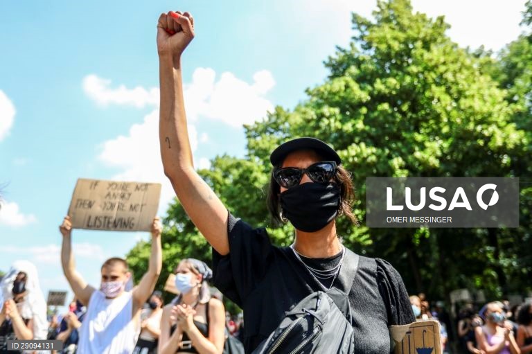 Alemanha: Manifestação do movimento "Black Lives Matter" em Berlim