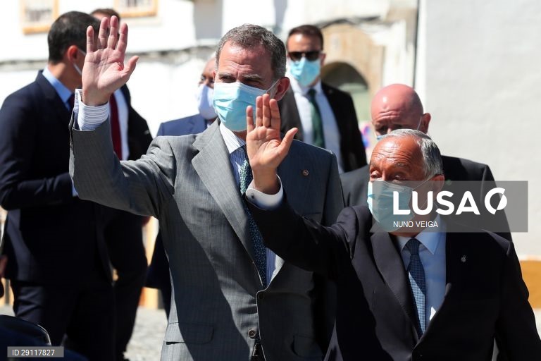 Cerimónia de reabertura das fronteiras entre Portugal e Espanha