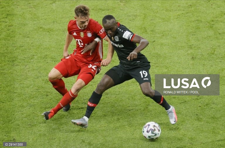 Bayern conquista 18.ª Taça da Alemanha após a vitória por 4-2 sobre o Bayer Leverkusen
