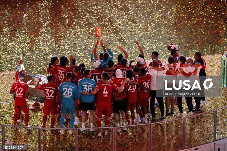 Bayern conquista 18.ª Taça da Alemanha após a vitória por 4-2 sobre o Bayer Leverkusen