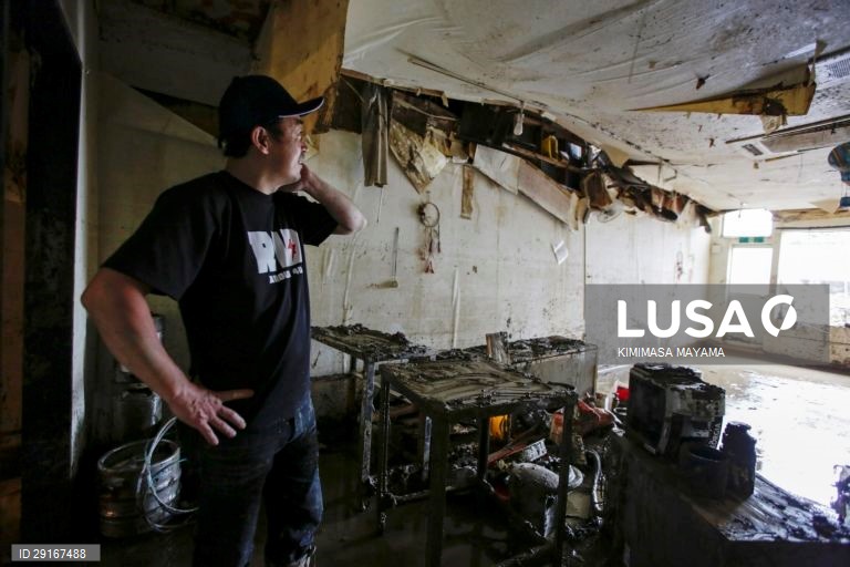 Rescaldo das cheias no sudoeste do Japão