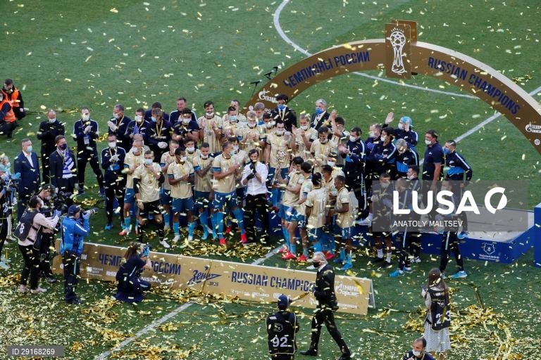 Zenit sagra-se campeão de futebol da Rússia