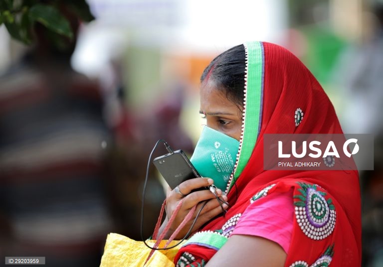 Testes à covid-19 em Calcutá, Índia