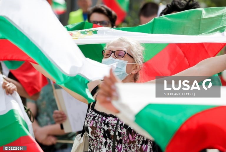 Protesto contra o governo búlgaro em Bruxelas