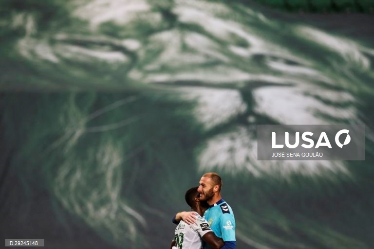 O Sporting empatou hoje com o Vitória de Setúbal por 0-0