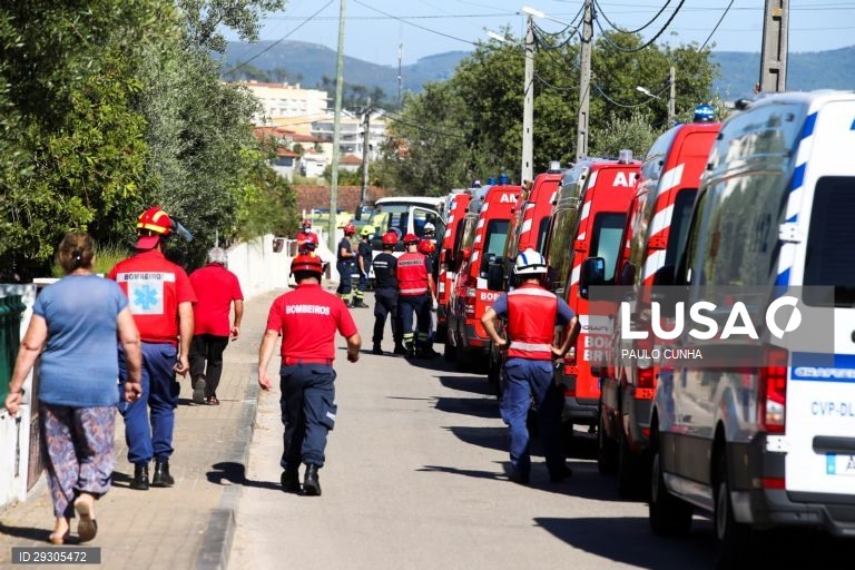 Comboio Alfa Pendular descarrila em Soure