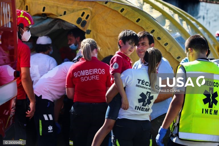 Comboio Alfa Pendular descarrila em Soure