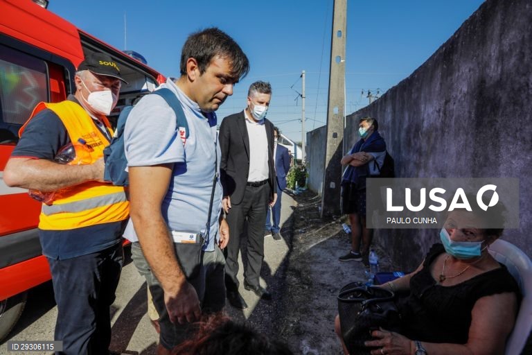 Comboio Alfa Pendular descarrila em Soure