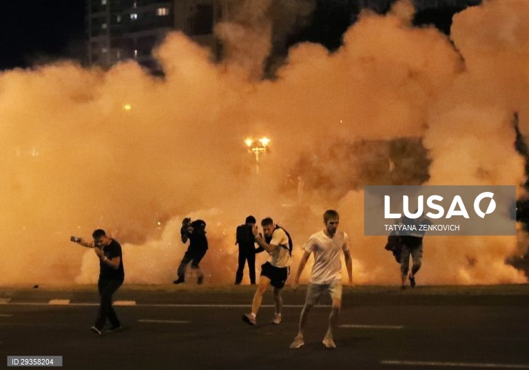 Manifestações contra a reeleição de Lukashenko como Presidente da Bielorrússia