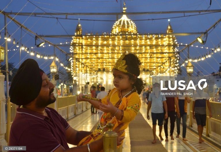 Índia: Celebrações do aniversário de Krishna