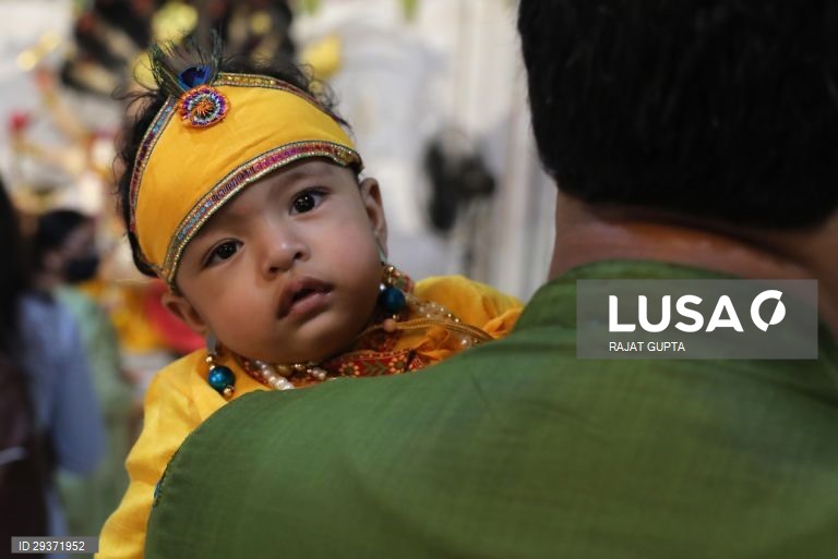 Índia: Celebrações do aniversário de Krishna